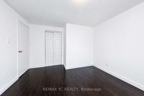 Photo 27 at 35 Kitsilano Crescent, North Richvale, Richmond Hill
