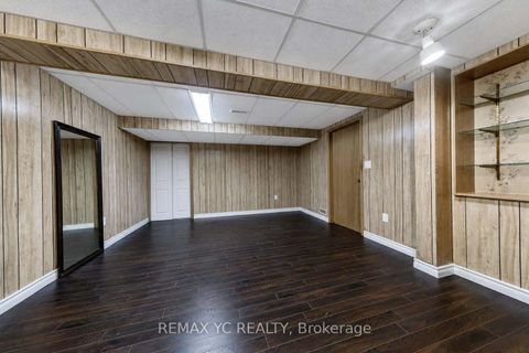 Photo 32 at 35 Kitsilano Crescent, North Richvale, Richmond Hill