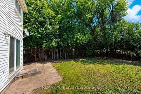Photo 35 at 35 Kitsilano Crescent, North Richvale, Richmond Hill