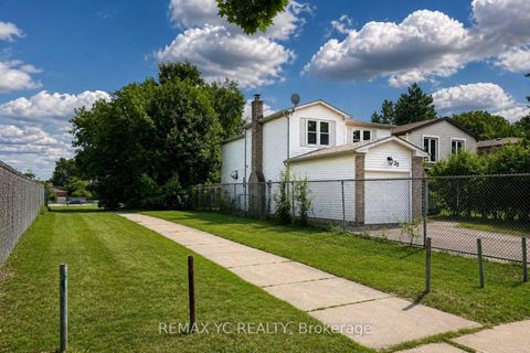 Photo 40 at 35 Kitsilano Crescent, North Richvale, Richmond Hill
