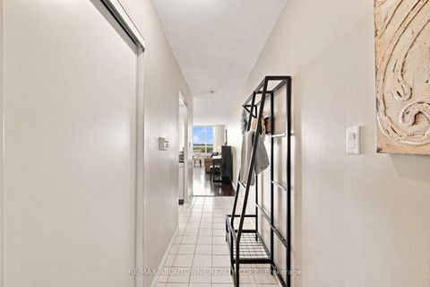 Photo 5 at 705 - 88 Corporate Drive, Woburn, Toronto
