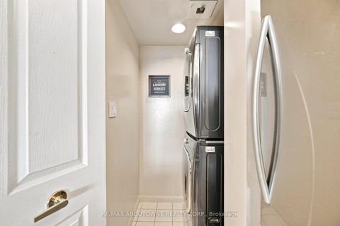 Photo 10 at 705 - 88 Corporate Drive, Woburn, Toronto