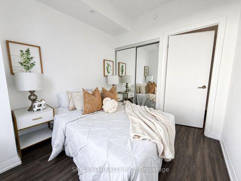 Photo 10 at 1607 - 75 Canterbury Place, Willowdale West, Toronto
