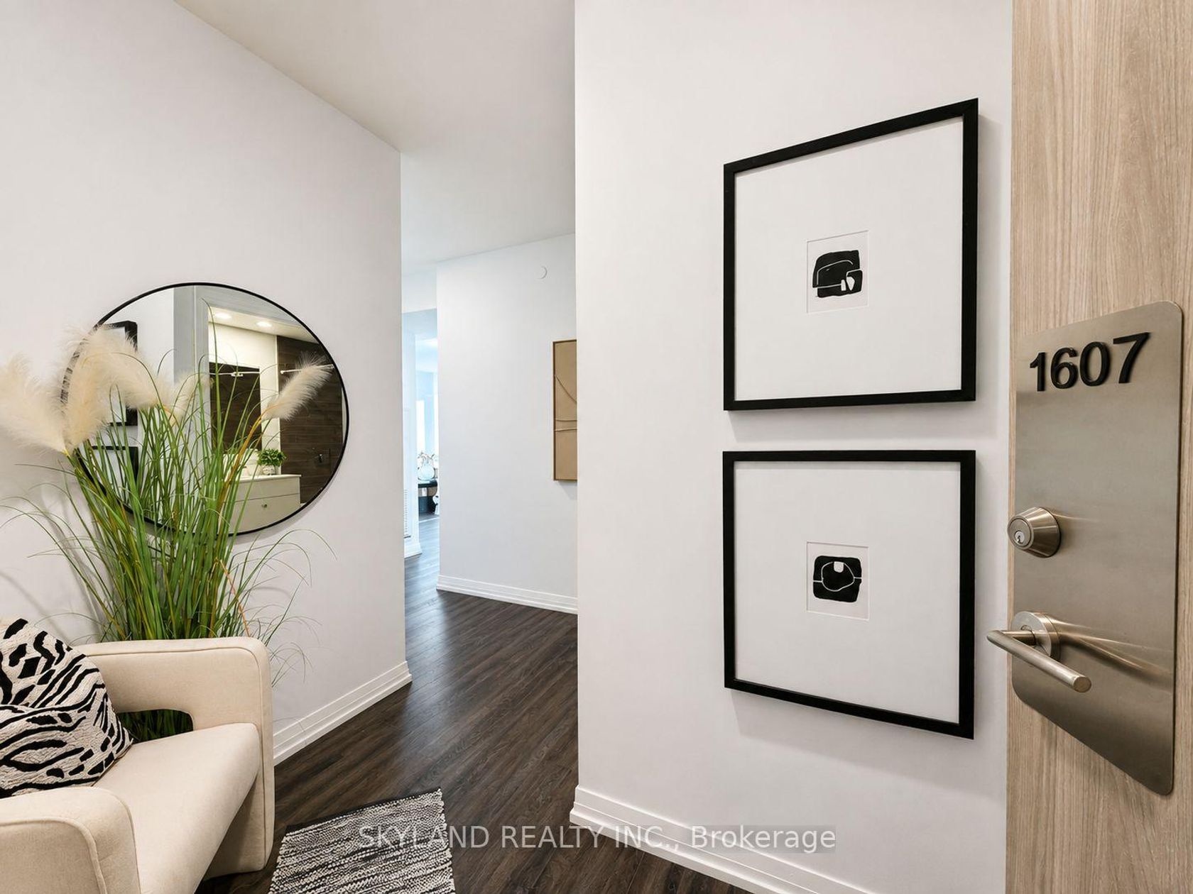 1607 - 75 Canterbury Place, Willowdale West, Toronto 