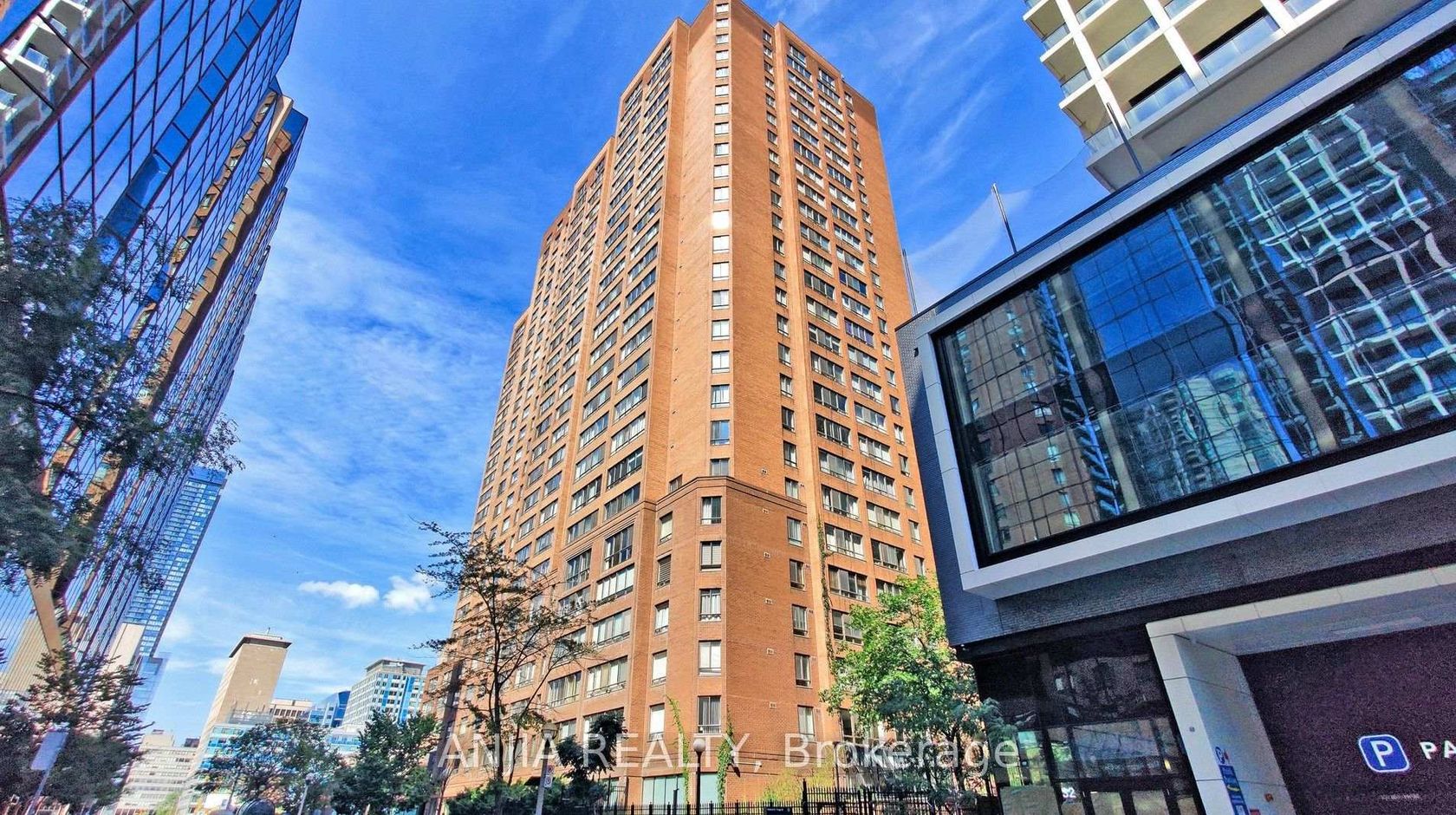 912 - 633 Bay Street, Bay Street Corridor, Toronto 