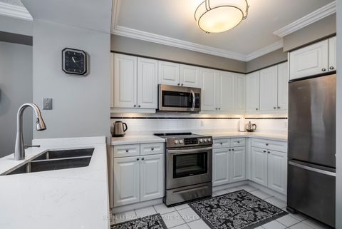 Photo 3 at 2812 - 1 Palace Pier Court, Mimico, Toronto
