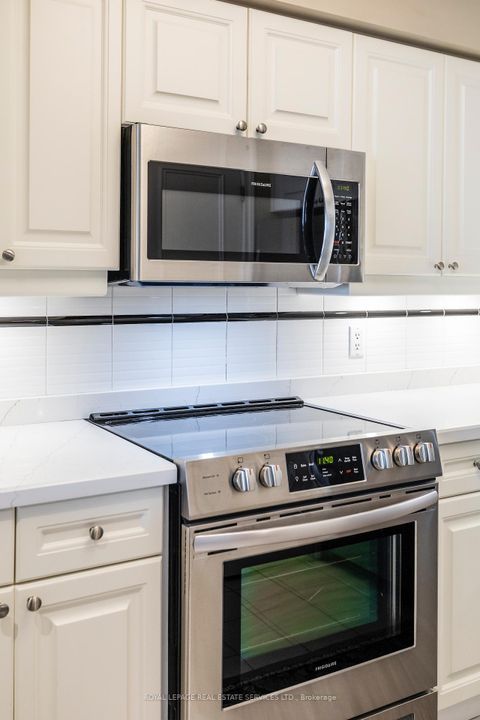 Photo 4 at 2812 - 1 Palace Pier Court, Mimico, Toronto