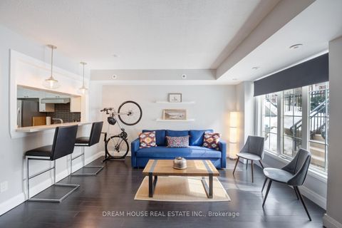 Photo 2 at 1008 - 5 Everson Drive, Willowdale East, Toronto
