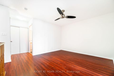 Photo 10 at 220 Grandview Way, Willowdale East, Toronto