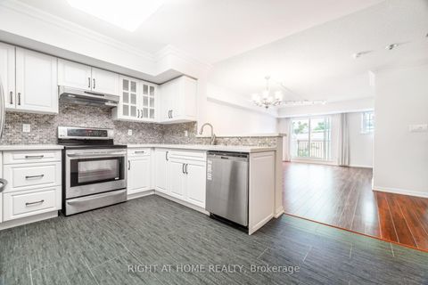 Photo 21 at 220 Grandview Way, Willowdale East, Toronto