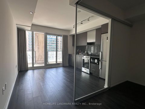 Photo 3 at 734 - 251 Jarvis Street, Yonge Corridor, Toronto