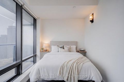 Photo 16 at 3905 - 5 St. Joseph Street, Bay Street Corridor, Toronto