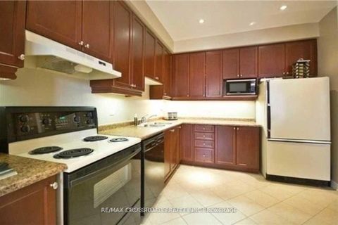 Photo 3 at 95 Thatcher Crescent, Woodland Hill, Newmarket