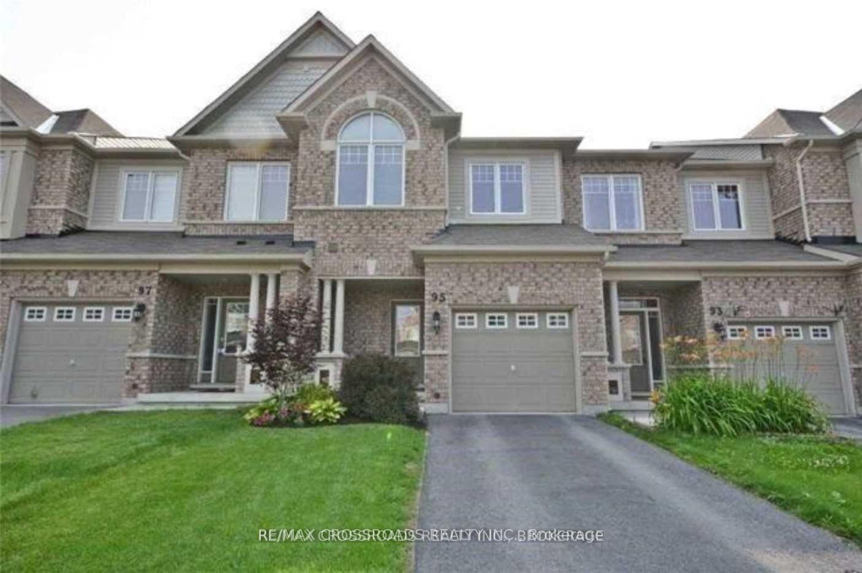 95 Thatcher Crescent, Woodland Hill, Newmarket photo 1