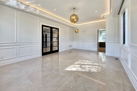 Photo 7 at 19 Blyth Street, Oak Ridges, Richmond Hill