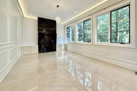 Photo 10 at 19 Blyth Street, Oak Ridges, Richmond Hill