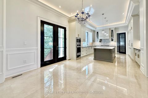 Photo 13 at 19 Blyth Street, Oak Ridges, Richmond Hill