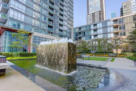 Photo 4 at 307 - 15 Fort York Boulevard, Waterfront Communities C1, Toronto
