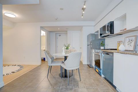 Photo 18 at 307 - 15 Fort York Boulevard, Waterfront Communities C1, Toronto