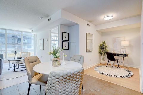Photo 20 at 307 - 15 Fort York Boulevard, Waterfront Communities C1, Toronto