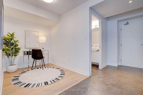 Photo 21 at 307 - 15 Fort York Boulevard, Waterfront Communities C1, Toronto