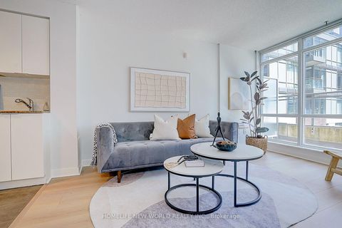 Photo 32 at 307 - 15 Fort York Boulevard, Waterfront Communities C1, Toronto