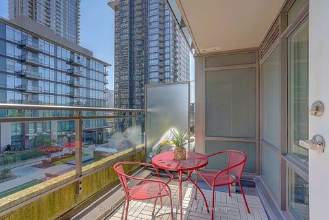 Photo 34 at 307 - 15 Fort York Boulevard, Waterfront Communities C1, Toronto