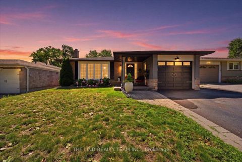 Photo 1 at 163 Orchard Heights Boulevard, Aurora Heights, Aurora