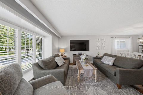 Photo 6 at 163 Orchard Heights Boulevard, Aurora Heights, Aurora