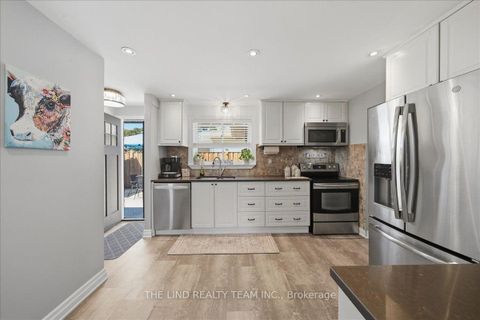 Photo 11 at 163 Orchard Heights Boulevard, Aurora Heights, Aurora