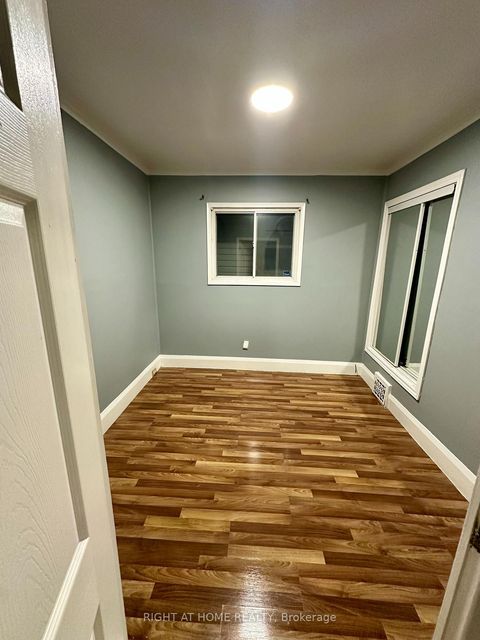 Photo 4 at 683 Mortimer Avenue, East York, Toronto