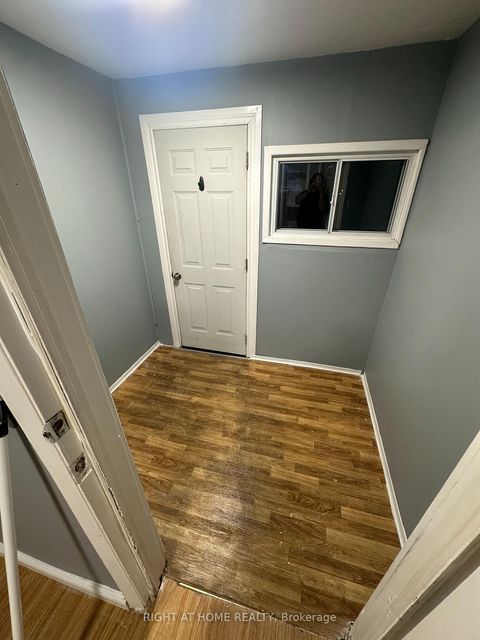 Photo 6 at 683 Mortimer Avenue, East York, Toronto
