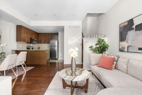 Photo 13 at 31 - 27 Coneflower Crescent, Branson, Toronto