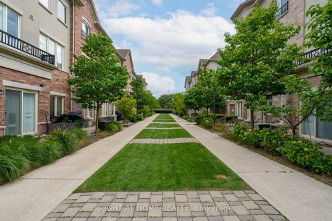 Photo 38 at 31 - 27 Coneflower Crescent, Branson, Toronto