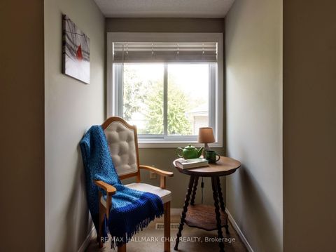 Photo 21 at 28 Pae Drive, Painswick North, Barrie