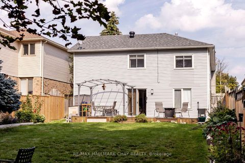 Photo 30 at 28 Pae Drive, Painswick North, Barrie