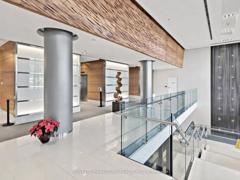Photo 4 at 1029 - 2885 Bayview Avenue, Bayview Village, Toronto