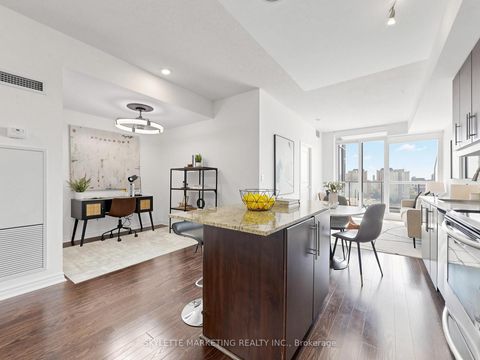 Photo 12 at 1029 - 2885 Bayview Avenue, Bayview Village, Toronto