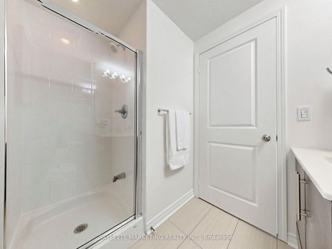 Photo 24 at 1029 - 2885 Bayview Avenue, Bayview Village, Toronto