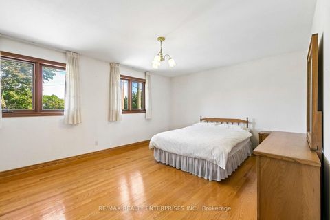 Photo 31 at 19 Coules Court, Alderwood, Toronto