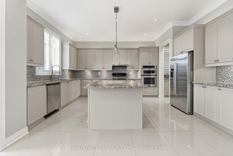Photo 8 at 89 Hailsham Court, Vellore Village, Vaughan