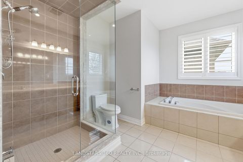 Photo 18 at 89 Hailsham Court, Vellore Village, Vaughan