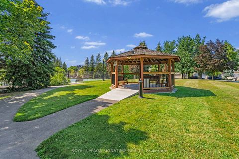 Photo 26 at 1410 - 11 Townsgate Drive, Yorkhill, Vaughan