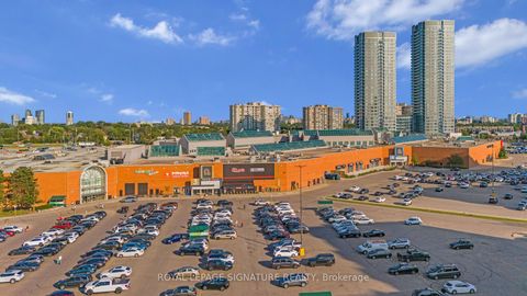 Photo 31 at 1410 - 11 Townsgate Drive, Yorkhill, Vaughan