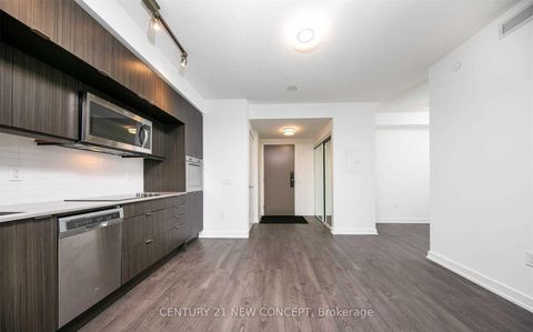 Photo 3 at 1404 - 10 York Street, Waterfront Communities C1, Toronto