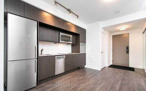 Photo 10 at 1404 - 10 York Street, Waterfront Communities C1, Toronto