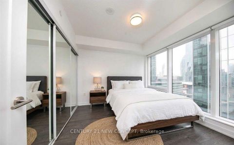 Photo 15 at 1404 - 10 York Street, Waterfront Communities C1, Toronto