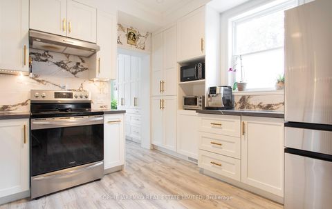 Photo 16 at 144 Eileen Avenue, Smythe, Toronto