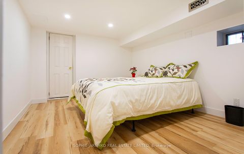 Photo 35 at 144 Eileen Avenue, Smythe, Toronto