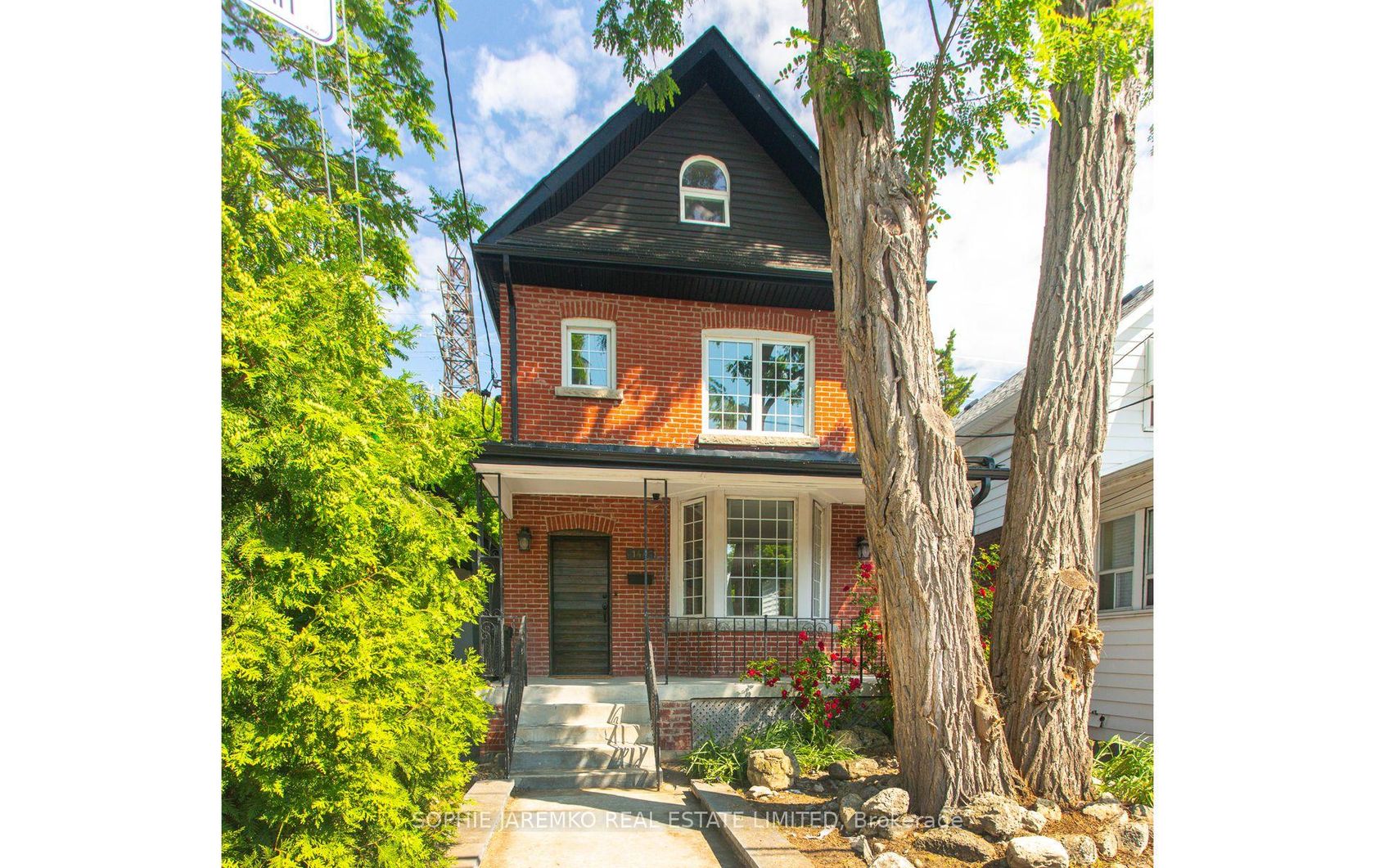 144 Eileen Avenue, Smythe, Toronto 